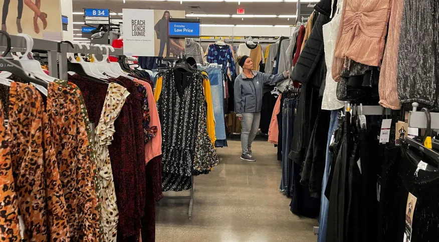 Juros altos pressionam varejo, e setor fecha mais de 100 lojas em um ano, mostra estudo