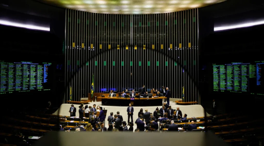 Parlamentares denunciam secretários do MJ à Comissão de Ética da Presidência