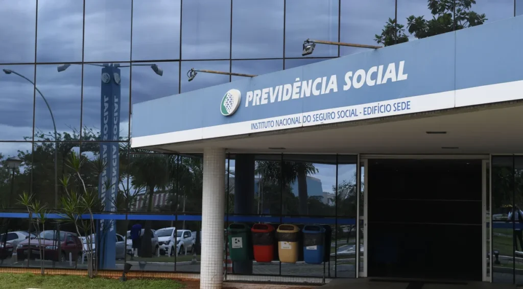 Entidades de pós-graduação cobram avanço de projeto sobre contribuição previdenciária para bolsistas