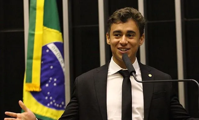 Nikolas Ferreira comparece em evento no Planalto e se diz hostilizado: “Não voltarei”