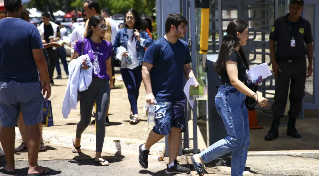 Enem 2024: inscrições encerram nesta sexta-feira (7)
