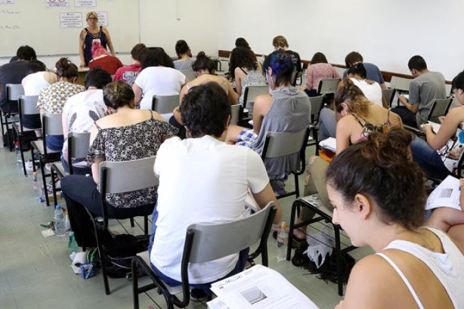 Fuvest 2025: acesse provas antigas para estudar