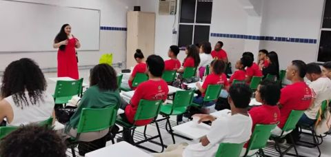 Instituto oferece inscrições para pré-vestibular gratuito em Salvador