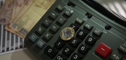 INPC registra deflação em julho e acumula alta de 4,10% em 12 meses